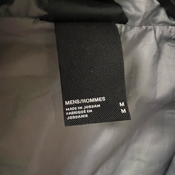 Men’s Thermoball North Face Jacket - Picture 3 of 4